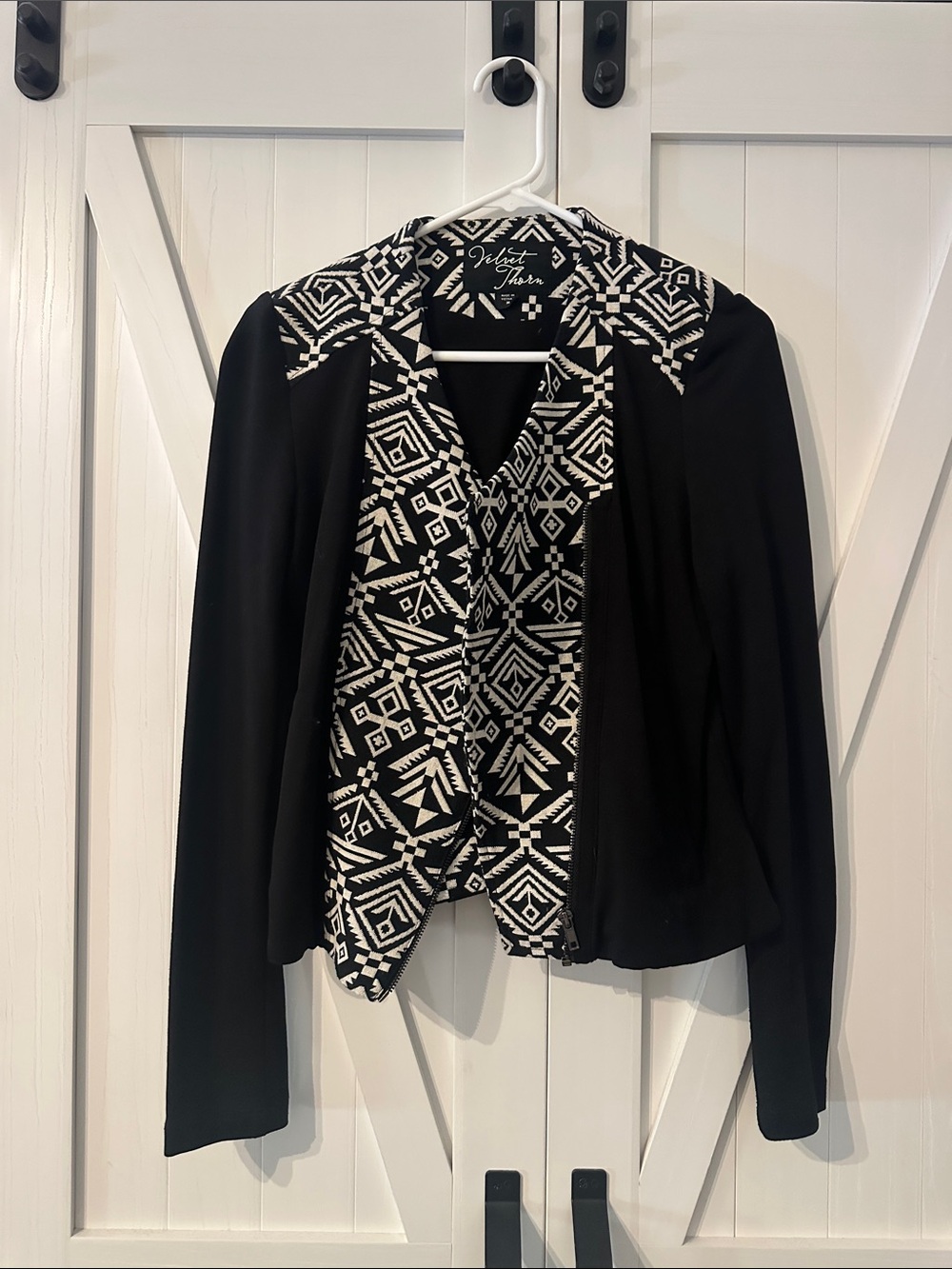 Velvet Torch Black & White Geometric Open Blazer